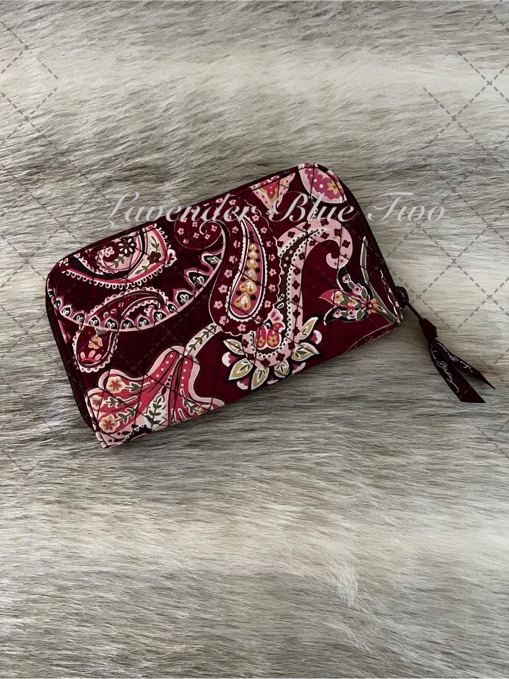 Vintage VERA BRADLEY Piccadilly Plum  2005 Zip Around Wallet Red Pink Paisley